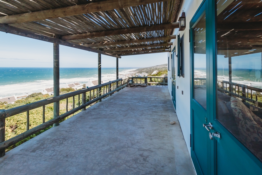 4 Bedroom Property for Sale in Fynbosstrand Western Cape